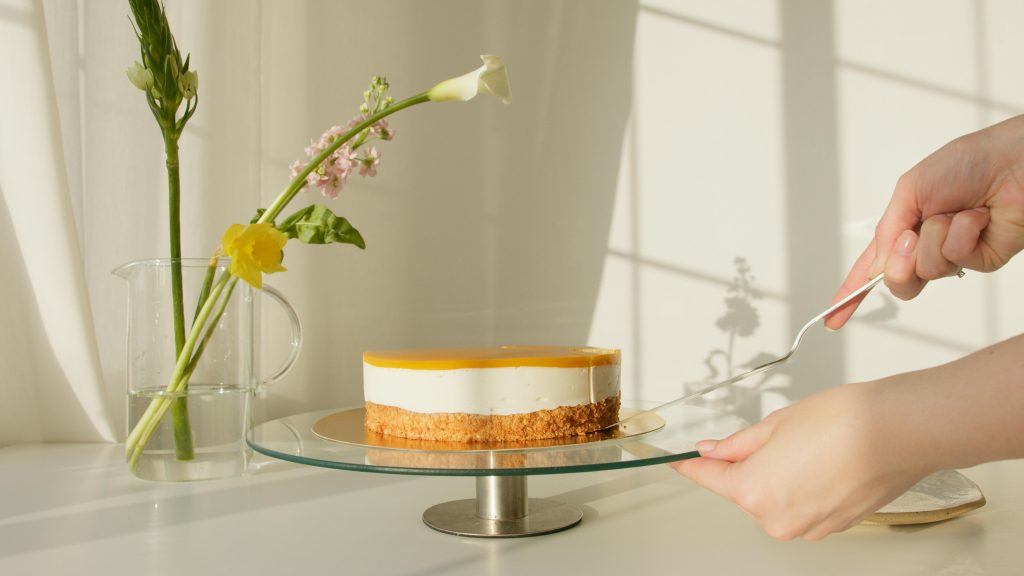 buy birthday cakes and bring joy to everyone's face at its sight
https://www.yefepere.com