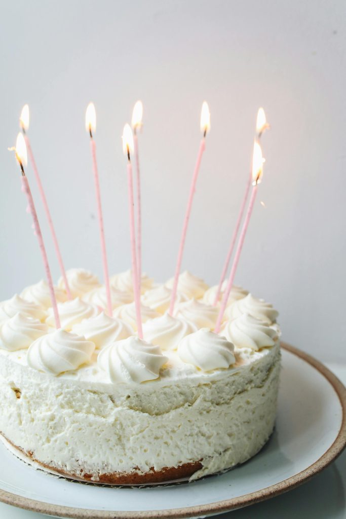 https://www.yefepere.com/cakes-near-me-in-lagos-best-custom-cakes-for-any-celebration