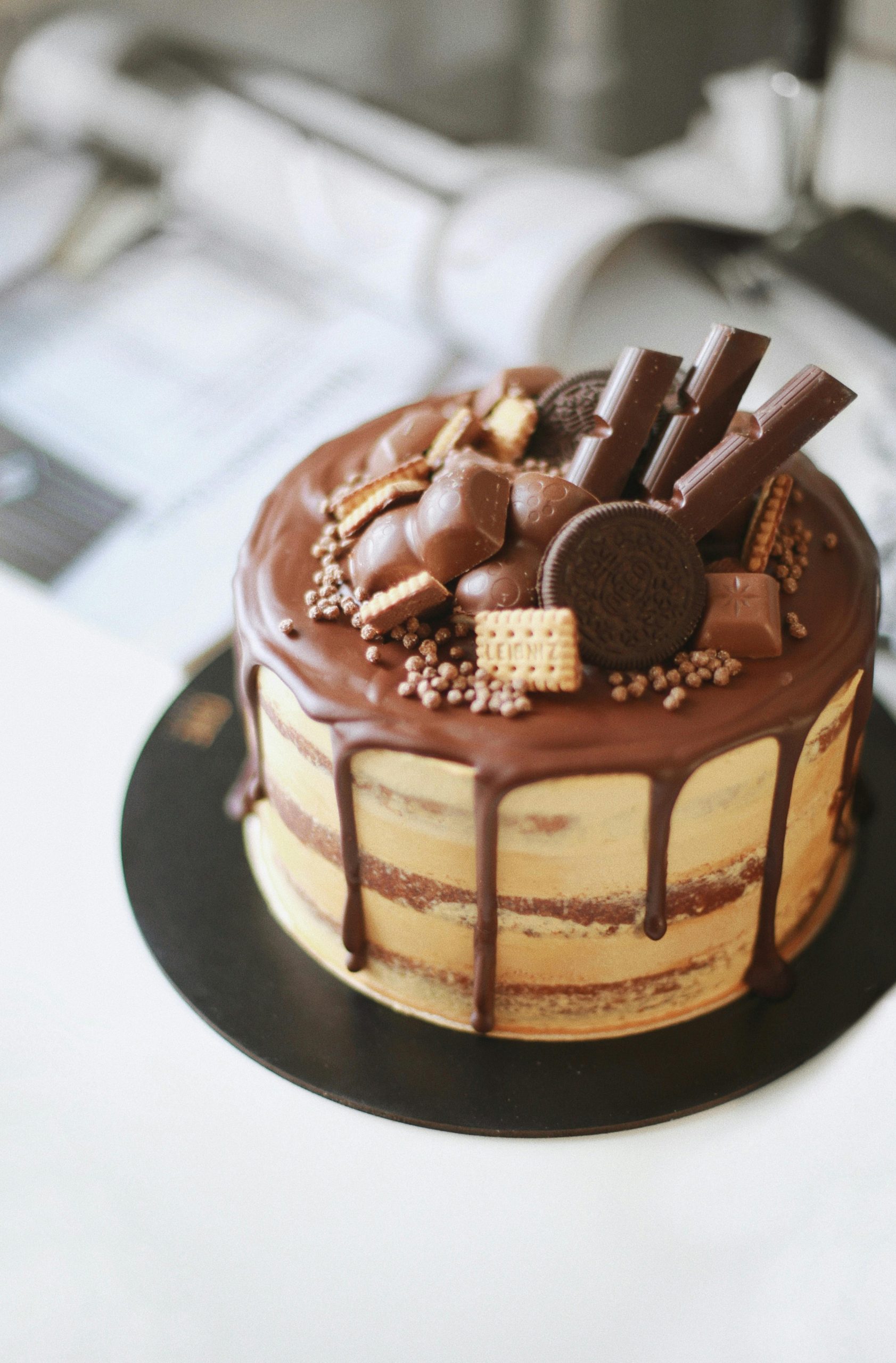 I Tried Ordering Cake In Lekki Online and In-Store (What Happened)